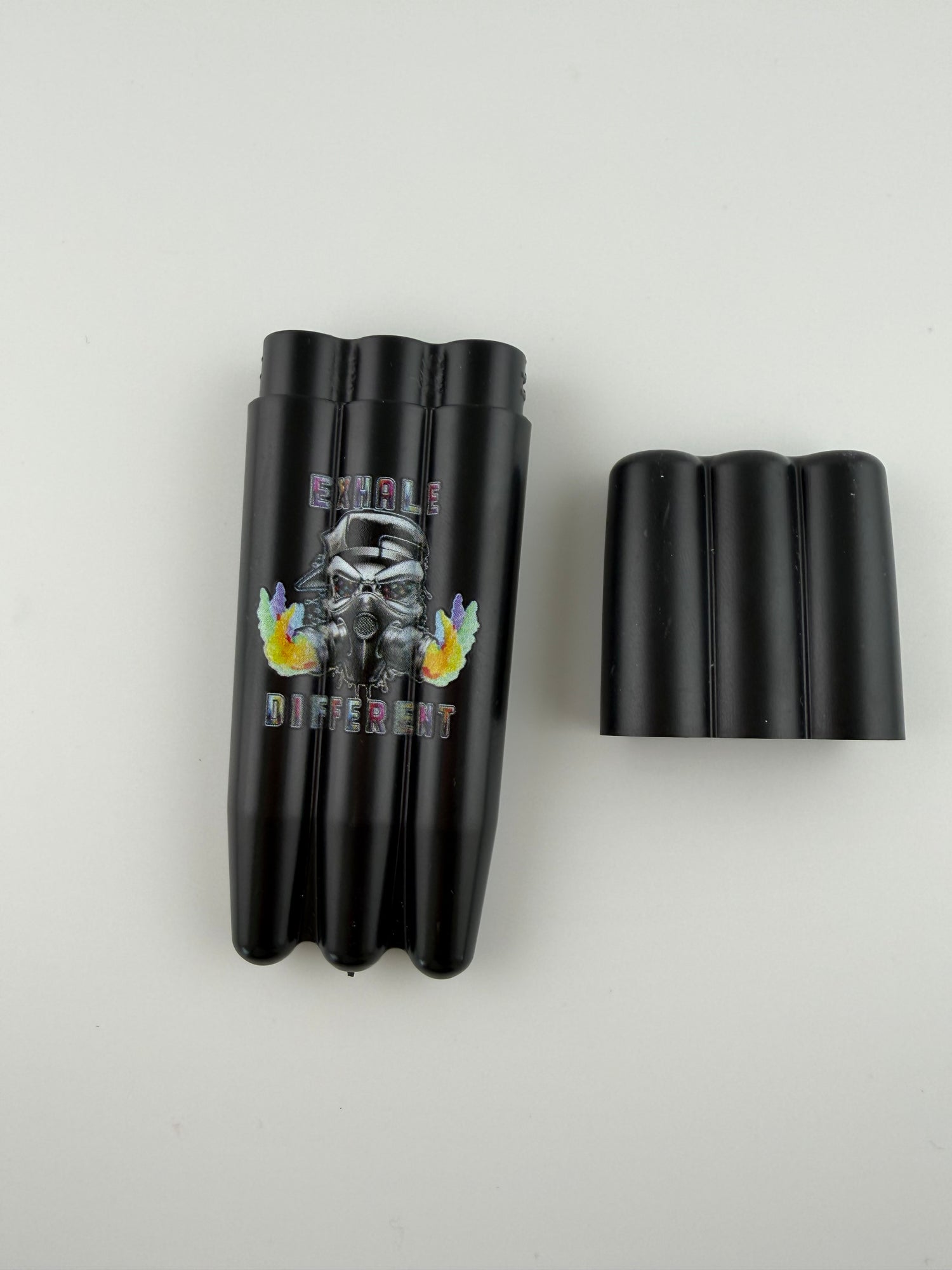 Exhale Different 3-Hole Joint Holder
